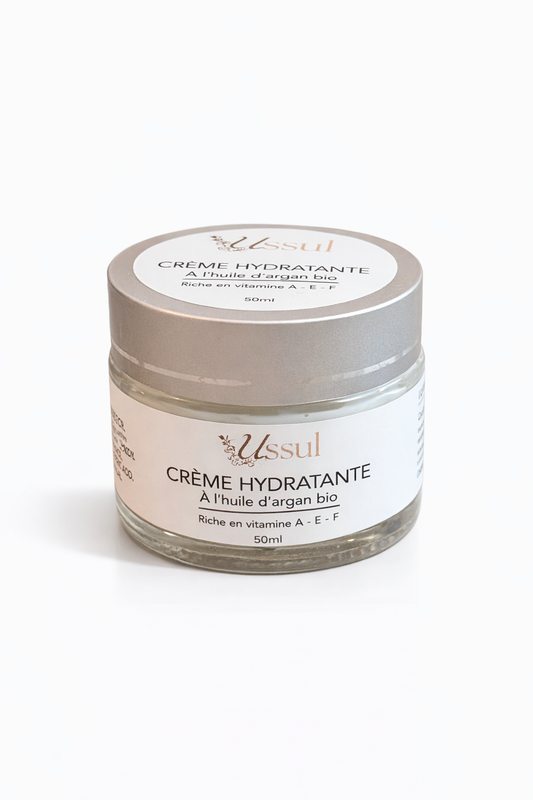 Crème hydratante argan bio Ussul soin visage nourrissant naturel fond blanc